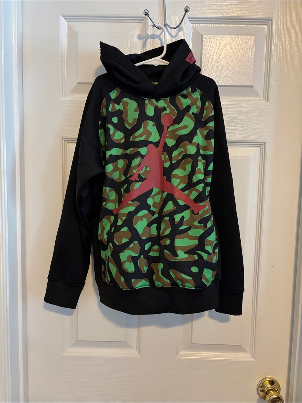 Kids' Black Hoodie & zip-up Black thermafit bundle (2)